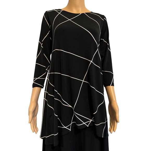 Alfani Black & White Geometric Knit Top, Women's Size M/L - Picture 1 of 6